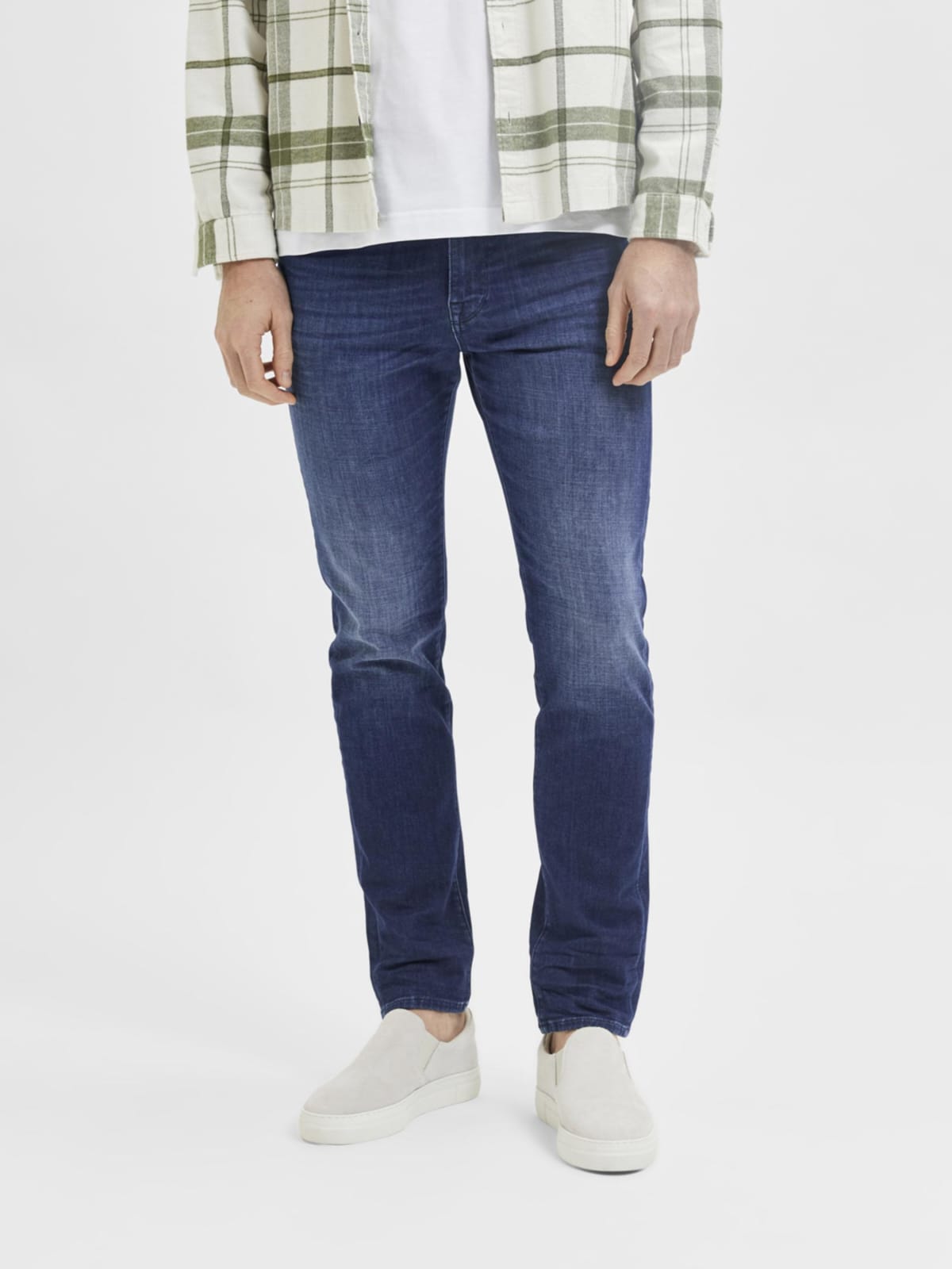 CK Dark Blue Slim Fit Men’s Jeans | Stylish Mid-Rise Denim | Cristal Kart